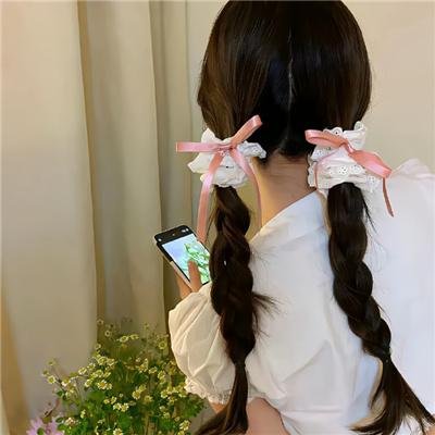 遇刺为生的女人